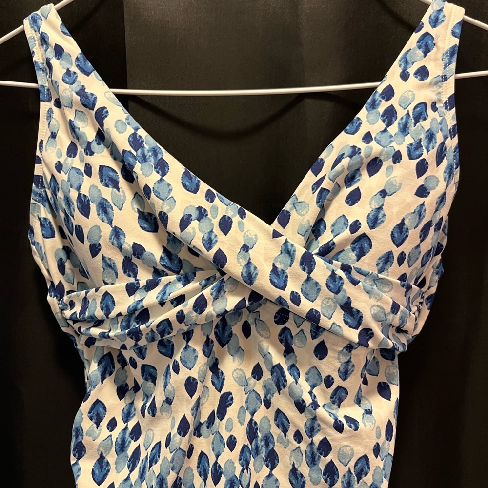 {NipTuck} One piece swimsuit Sz 6 - Picture 3 of 6
